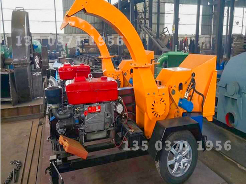 南充市小型柴油動(dòng)力樹枝粉碎機(jī)